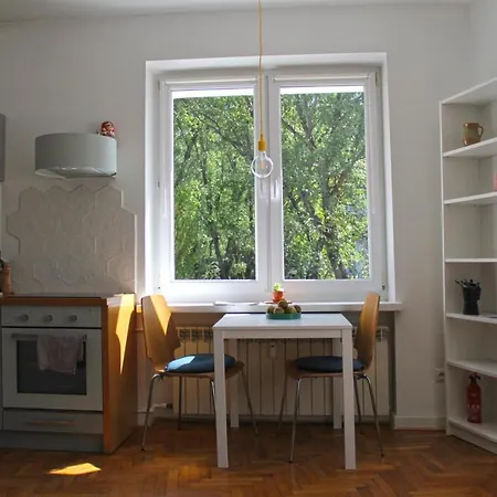 1bd Close To Old Town And Jewish Museum