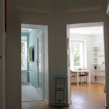 1bd Close To Old Town And Jewish Museum 아파트