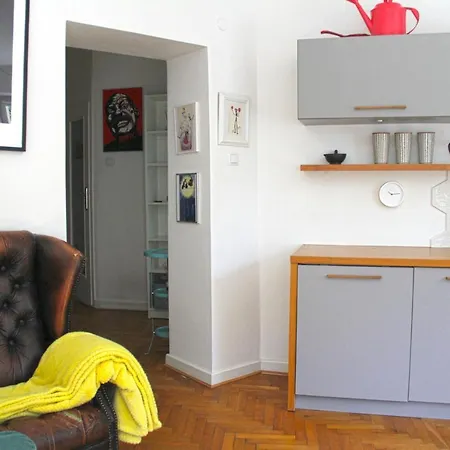 1bd Close To Old Town And Jewish Museum
