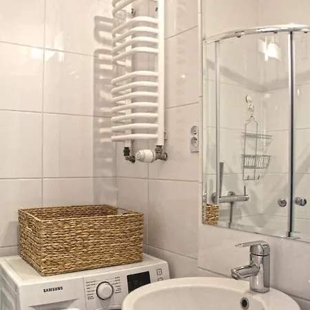 1bd Close To Old Town And Jewish Museum